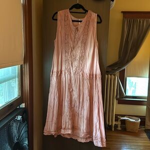 Pink / Mauve Magnolia Pearl V-neck dress L